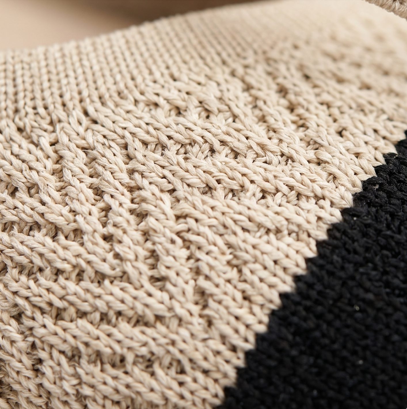 ALBA Contraste — Two-Tone Knit Slingback Flats, macro knit detail